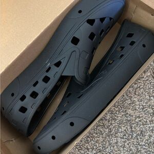 Vans Black Sandals with Ventilation